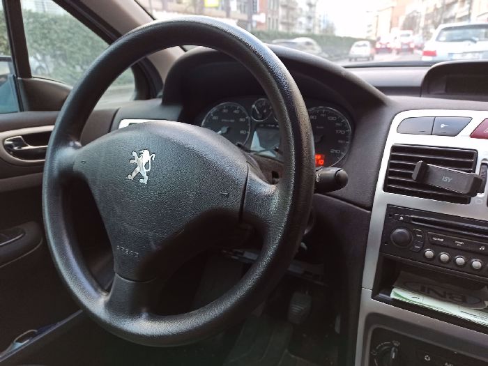 Auto 140257-12.jpg